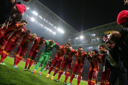 `Qalatasaray` liderliyə yüksəldi